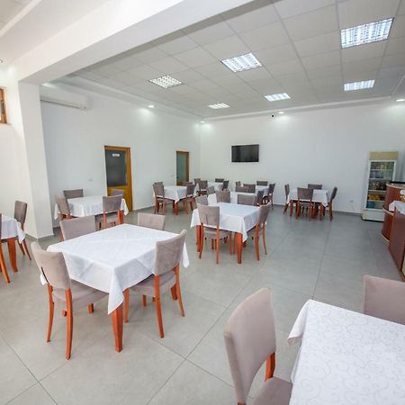 Hotel Alina ซารานเดอ ภายนอก รูปภาพ