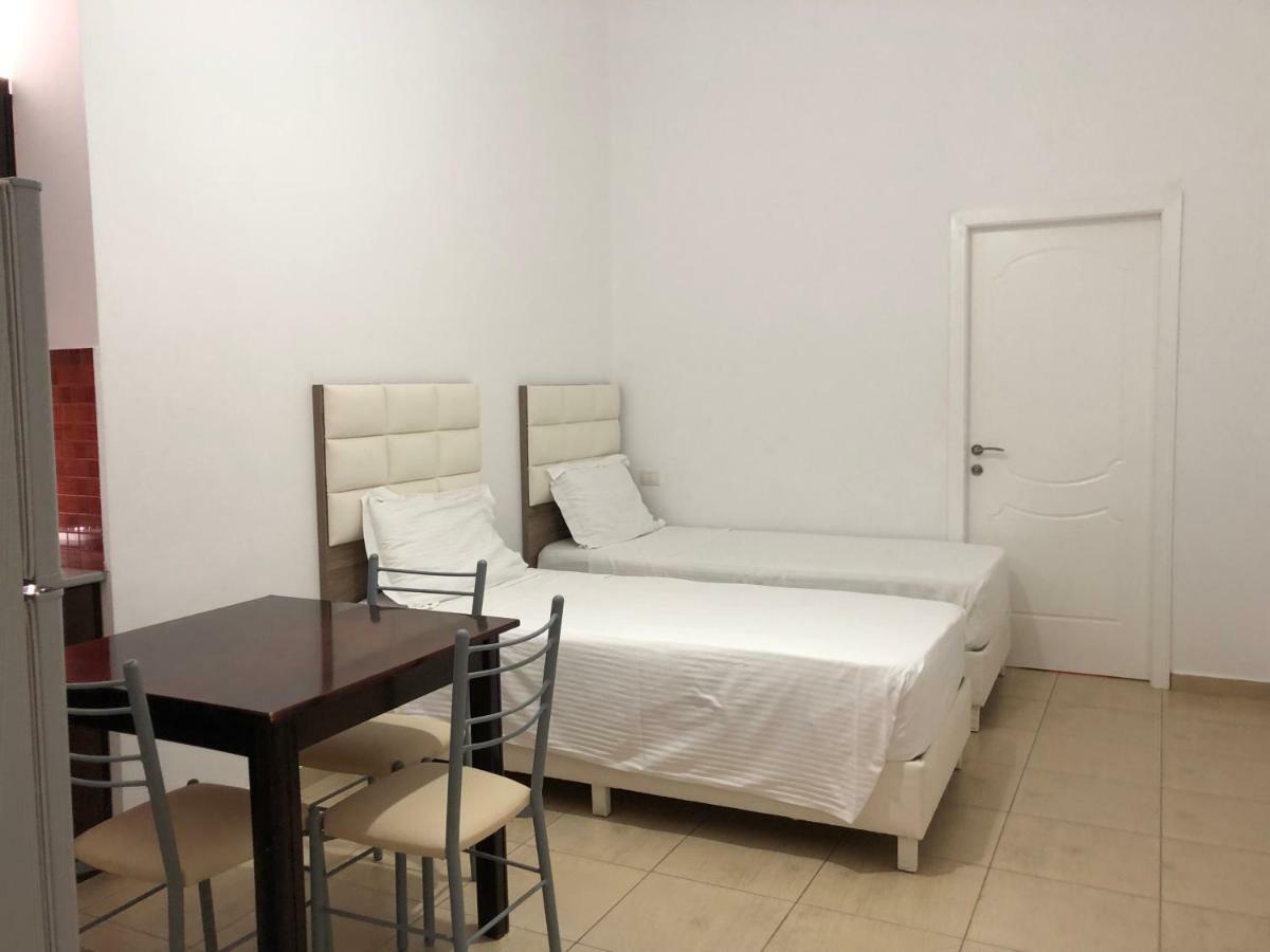 Hotel Alina ซารานเดอ ภายนอก รูปภาพ