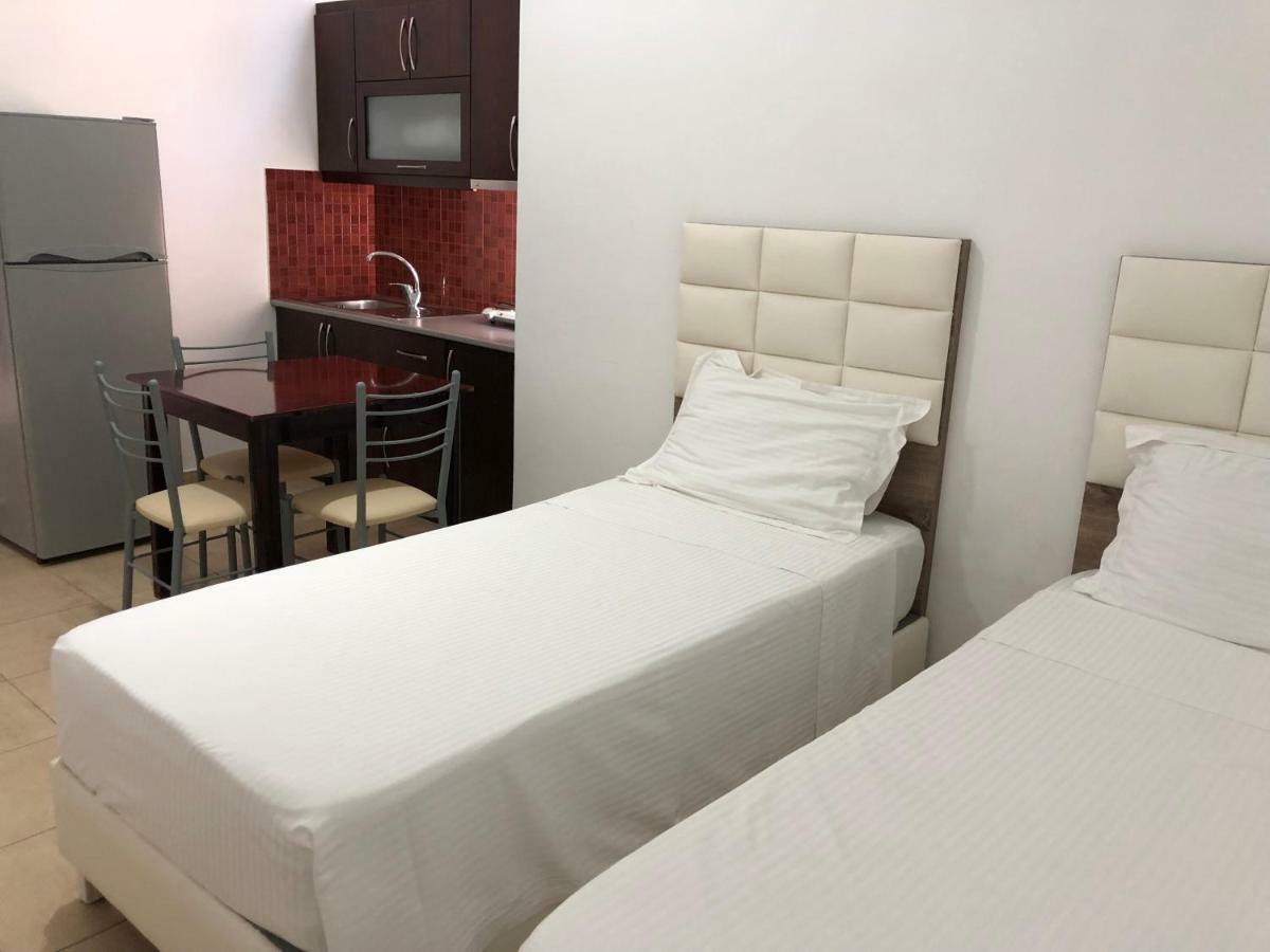 Hotel Alina ซารานเดอ ภายนอก รูปภาพ